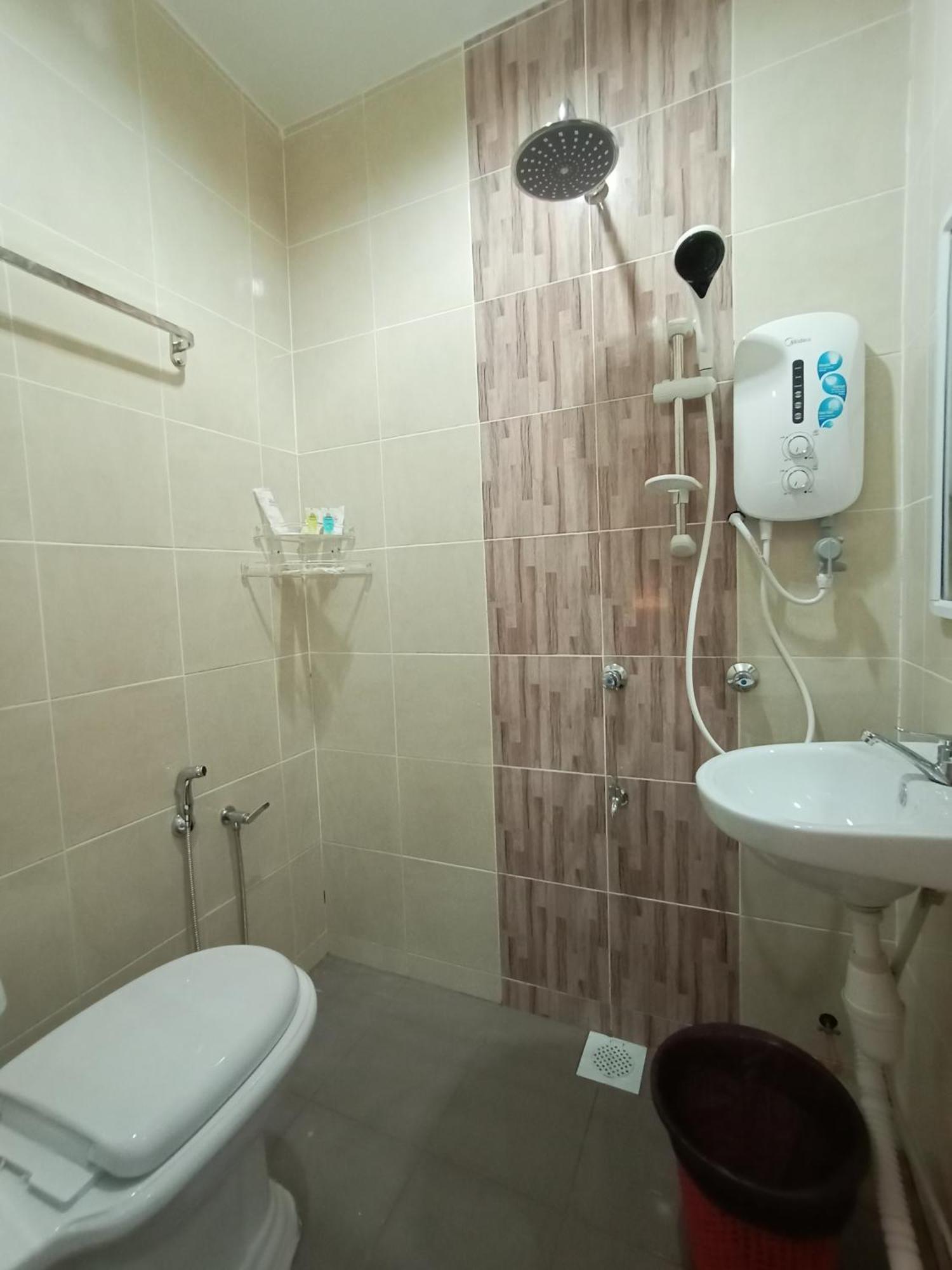 Dane & Shue Hotel Kok Lanas Kampong Kok Lanas Dış mekan fotoğraf