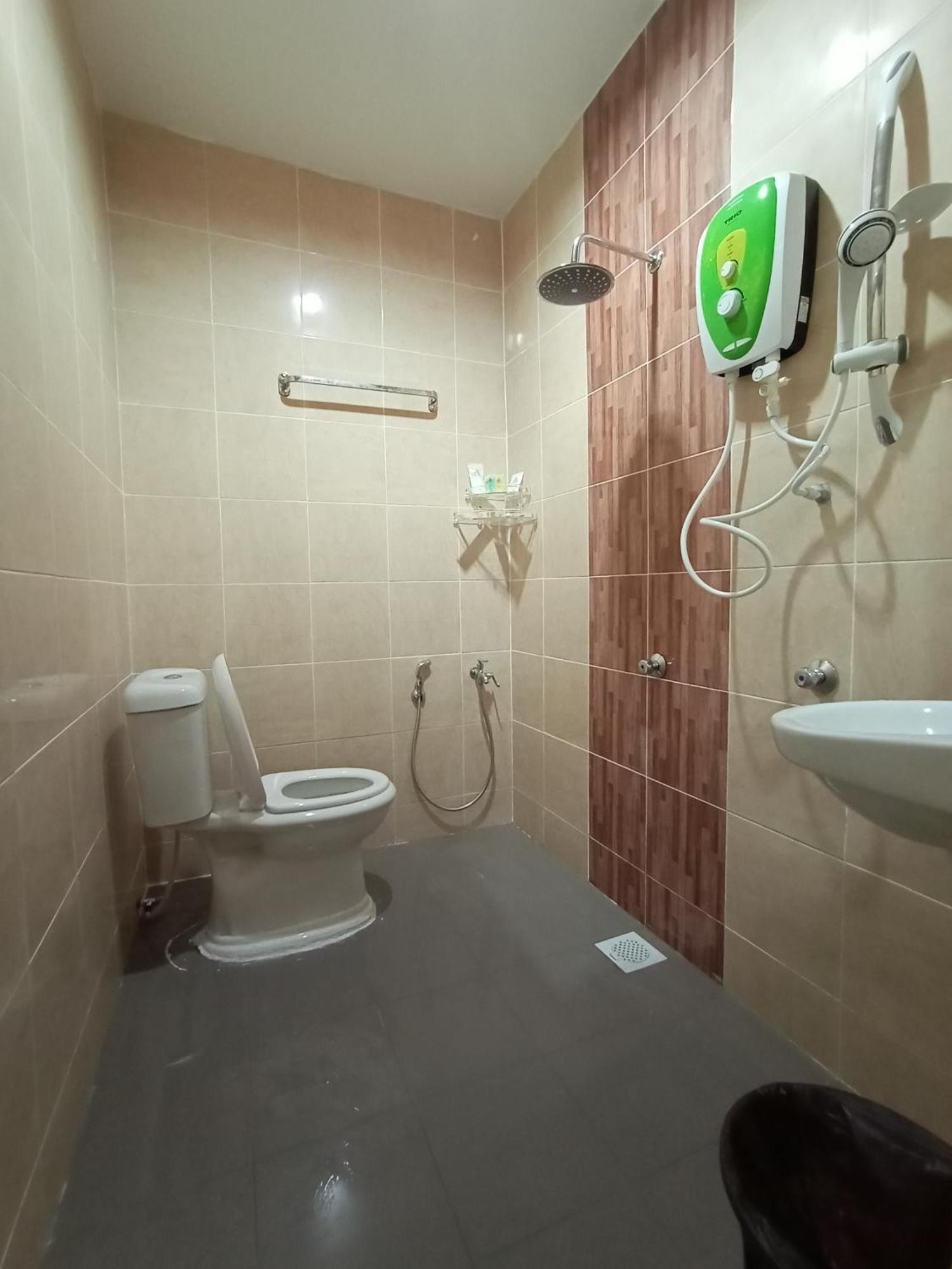 Dane & Shue Hotel Kok Lanas Kampong Kok Lanas Dış mekan fotoğraf