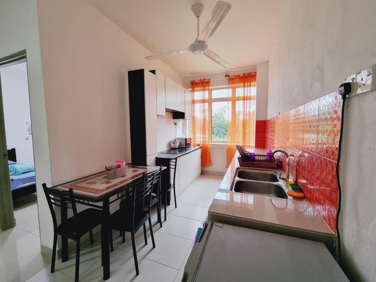 Dane & Shue Hotel Kok Lanas Kampong Kok Lanas Dış mekan fotoğraf